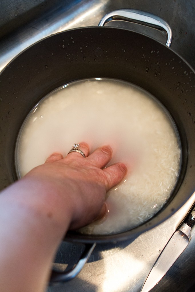 try to agitate your rice without the ends of sharp knives pointed towards your belly!